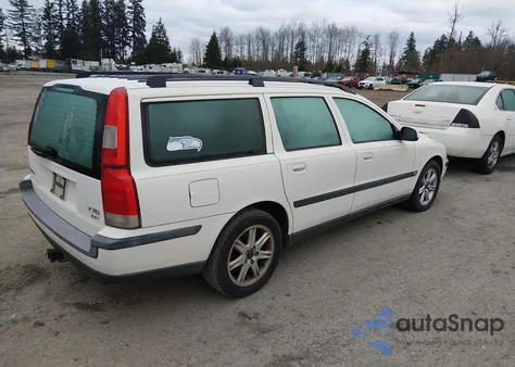 2002 Volvo V70 2.4T z USA, uszkodzony, nr VIN YV1SW58D322234873